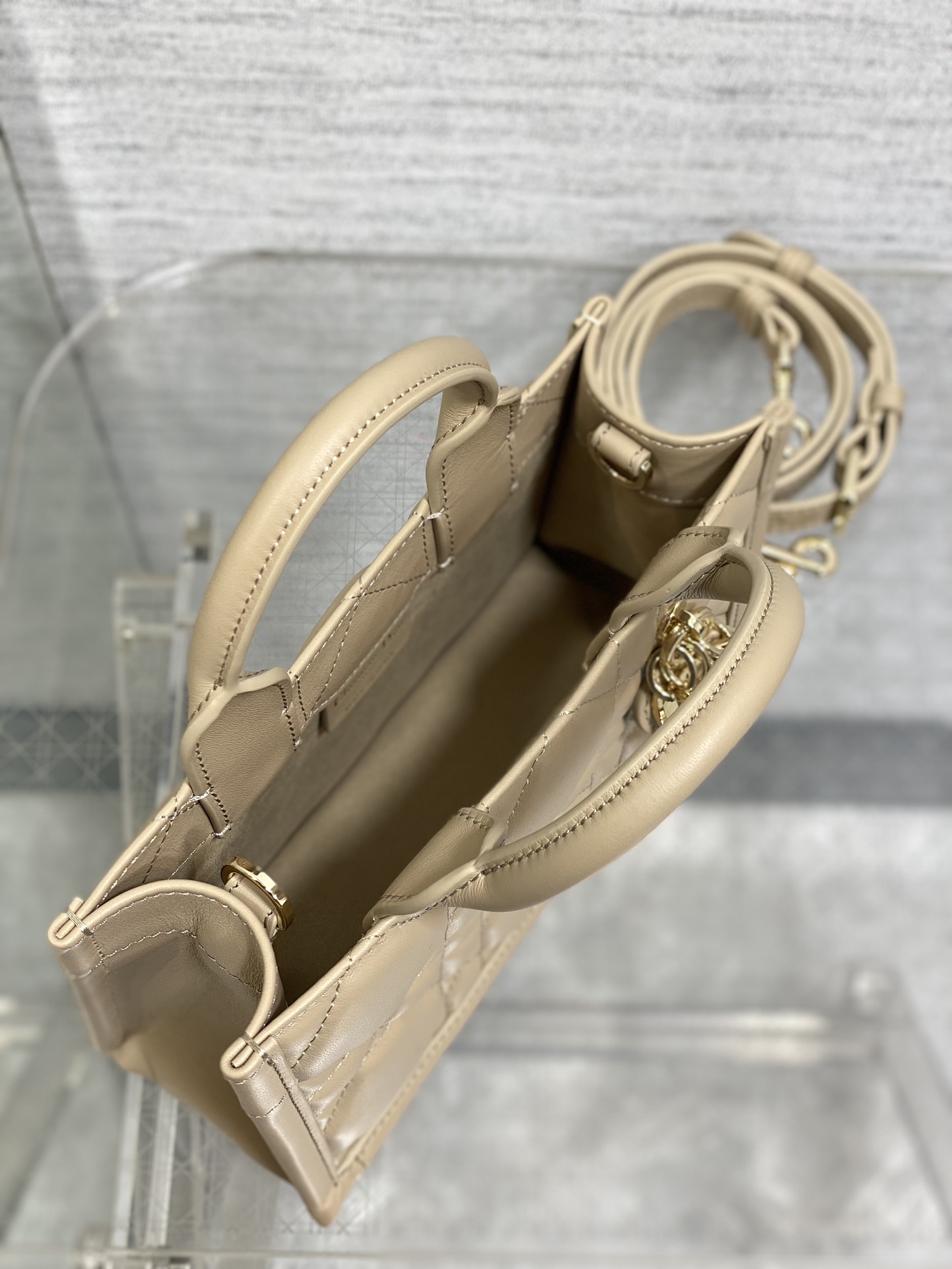 D*or book tote-21.5*13*7.5cm