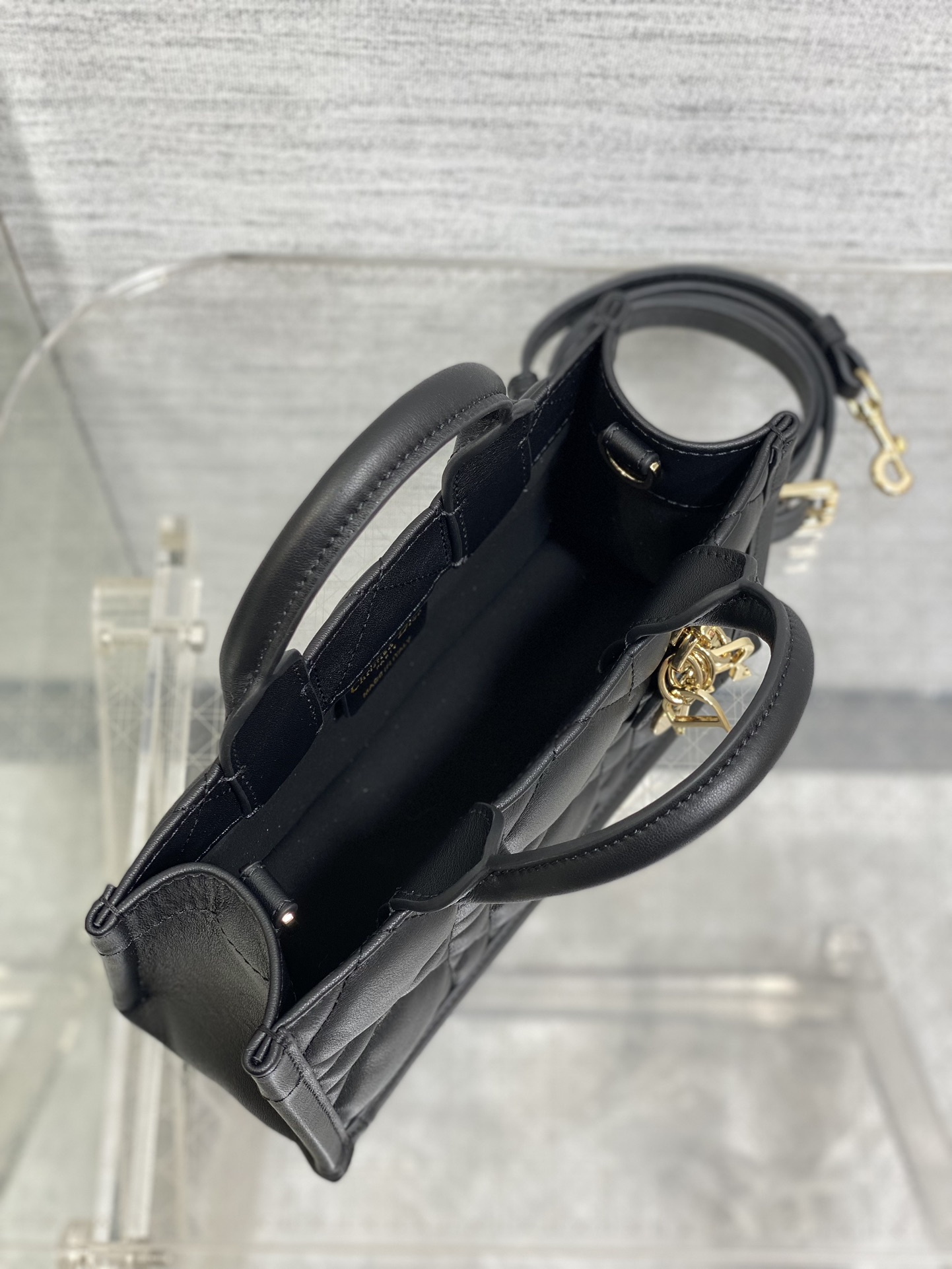 D*or book tote-21.5*13*7.5cm