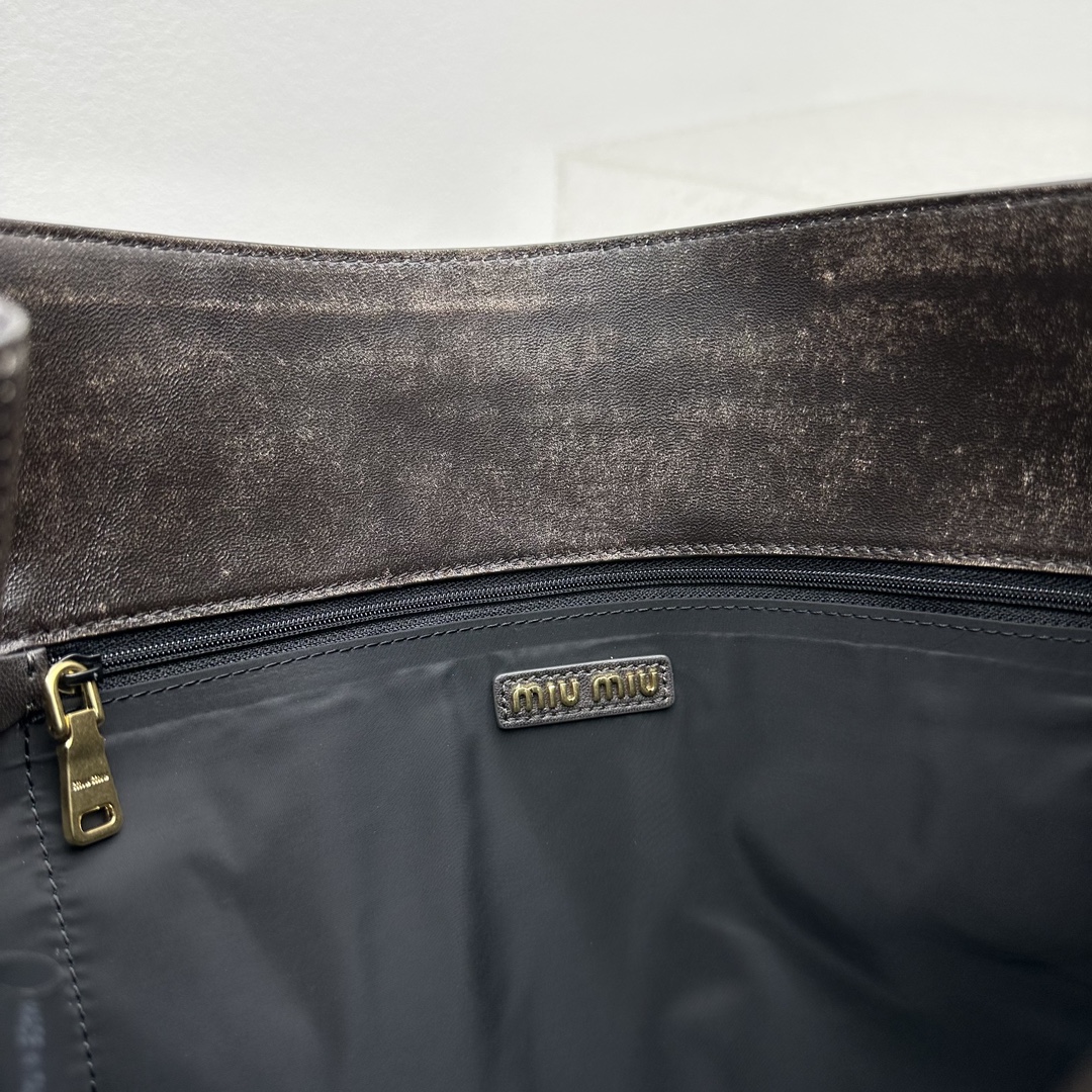 M*um*u 2024ss hobo tote-38.5*11*39cm