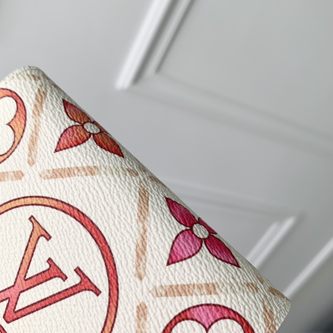 l0*is V*t0n victorine by the pool wallet-12 x 9.5 x 2.5cm