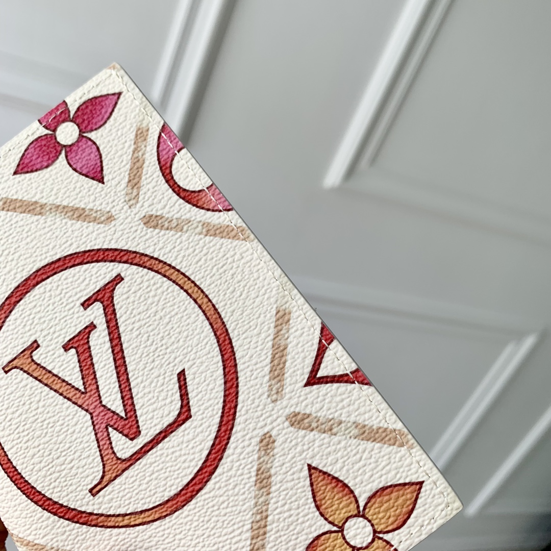 l0*is V*t0n by the pool wallet-10 x 14 x 2.5cm