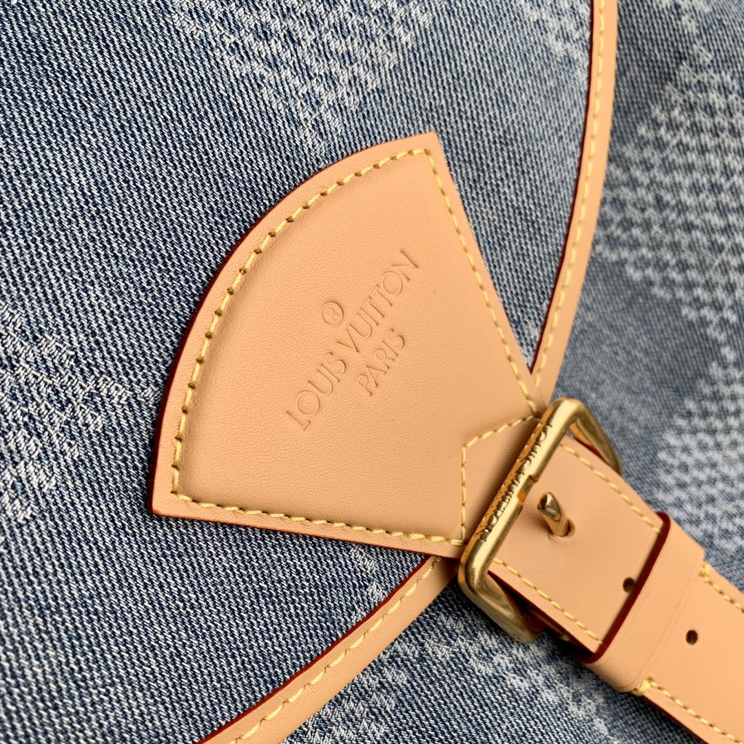 l0*is V*t0n montsouris backpack-32 x 40 x 19cm