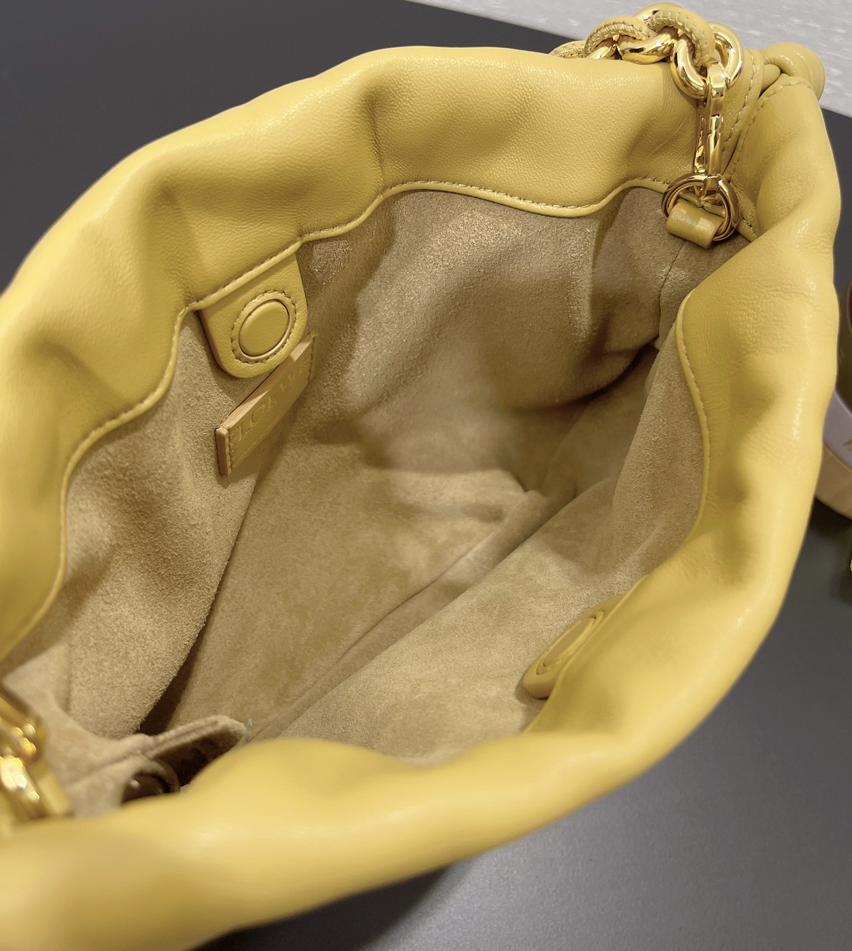 L0ew* flamenco purse 23*5.5*17cm