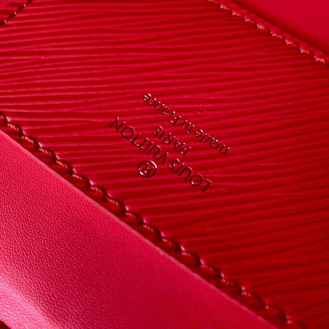 l0*is V*t0n twist pm lv bloom bag-19x 15x 9cm