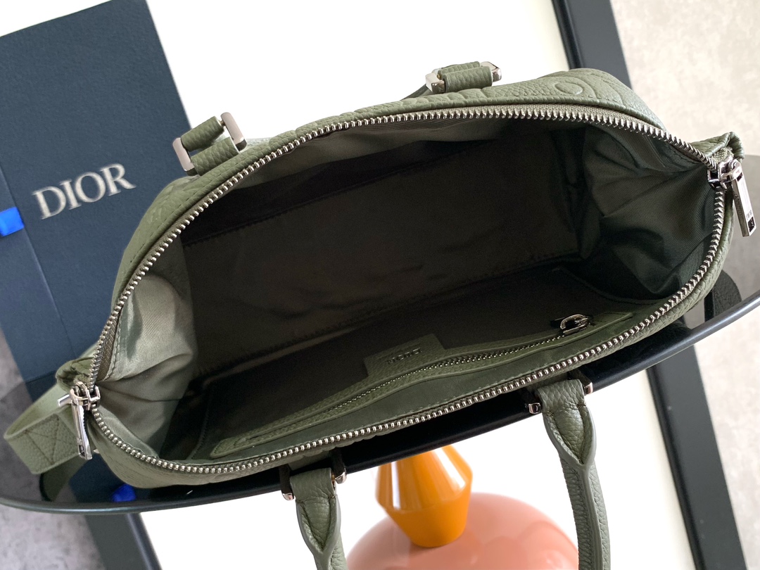 D*or weekender 25 handbags-31 x 18 x 12cm