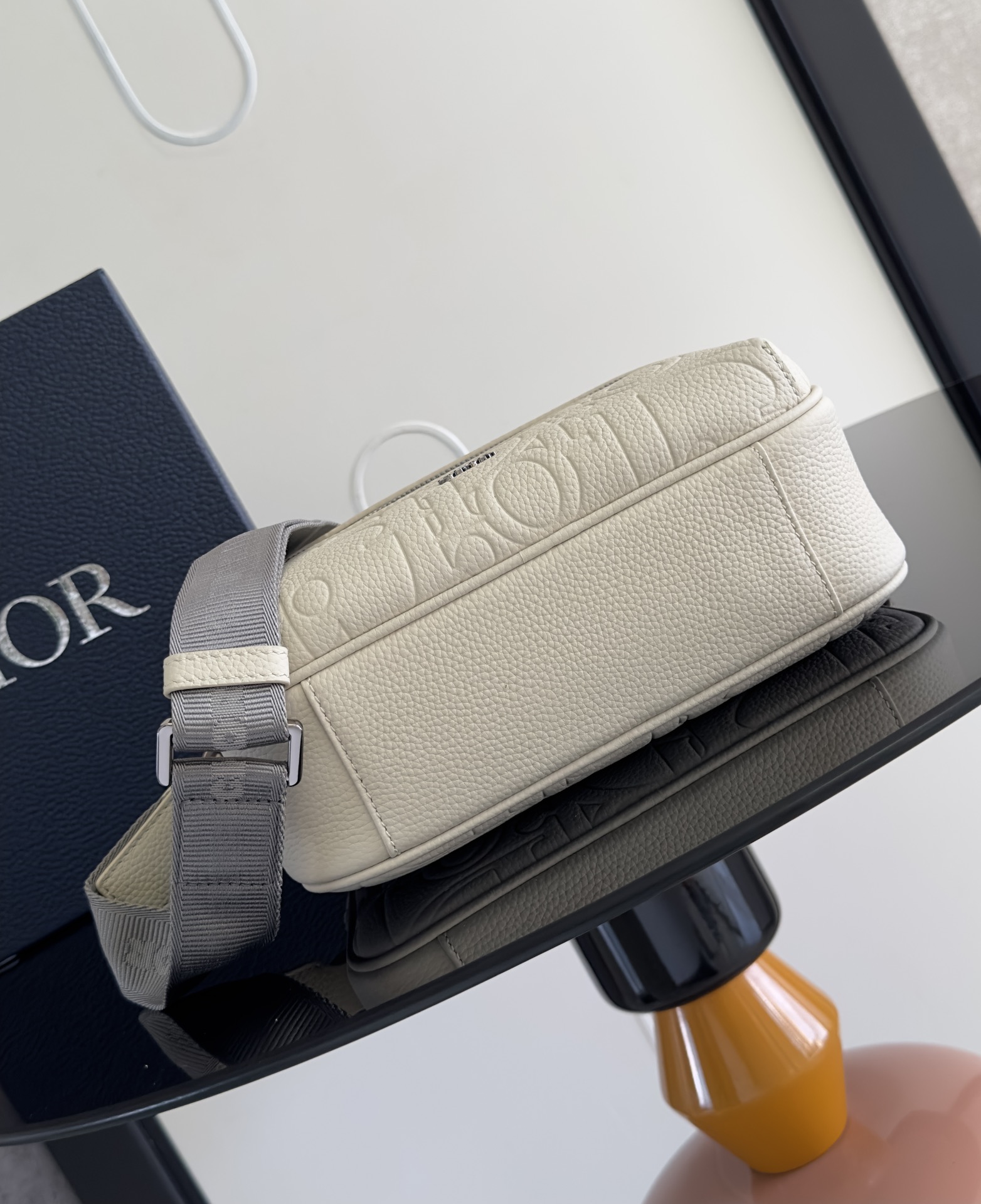 D*or rider 2.0 bag-23 x 17 x 7.5cm