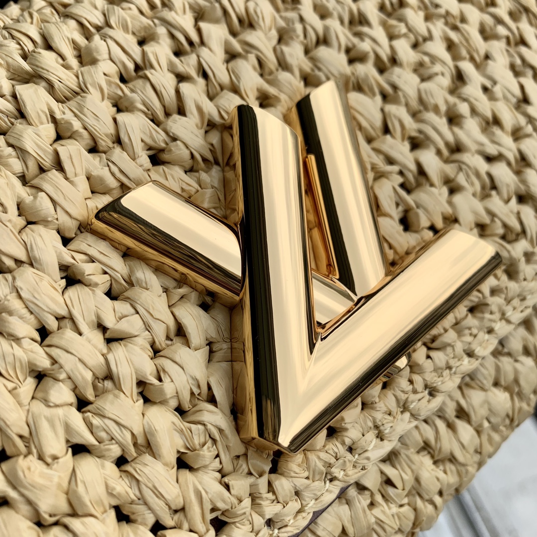 l0*is V*t0n twist bag-m25030-23.5 × 12 × 7cm