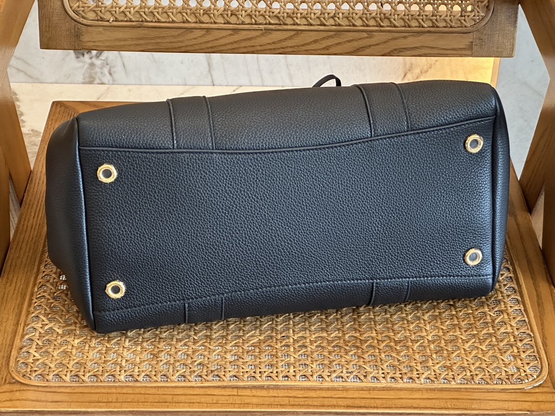 L**o p*ana loom bag l32-33 x 23 x 18cm