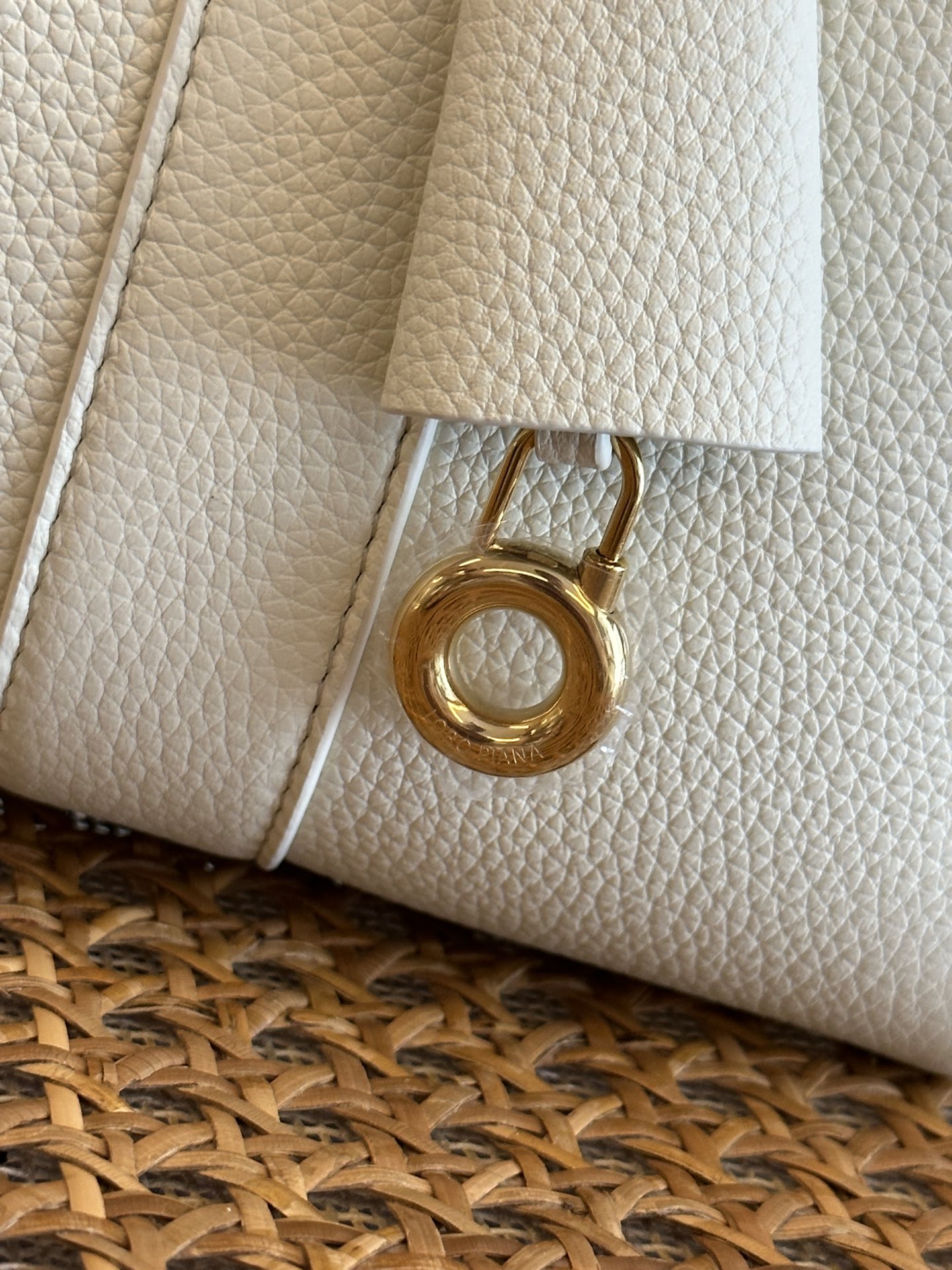 L**o p*ana loom bag l32-33 x 23 x 18cm