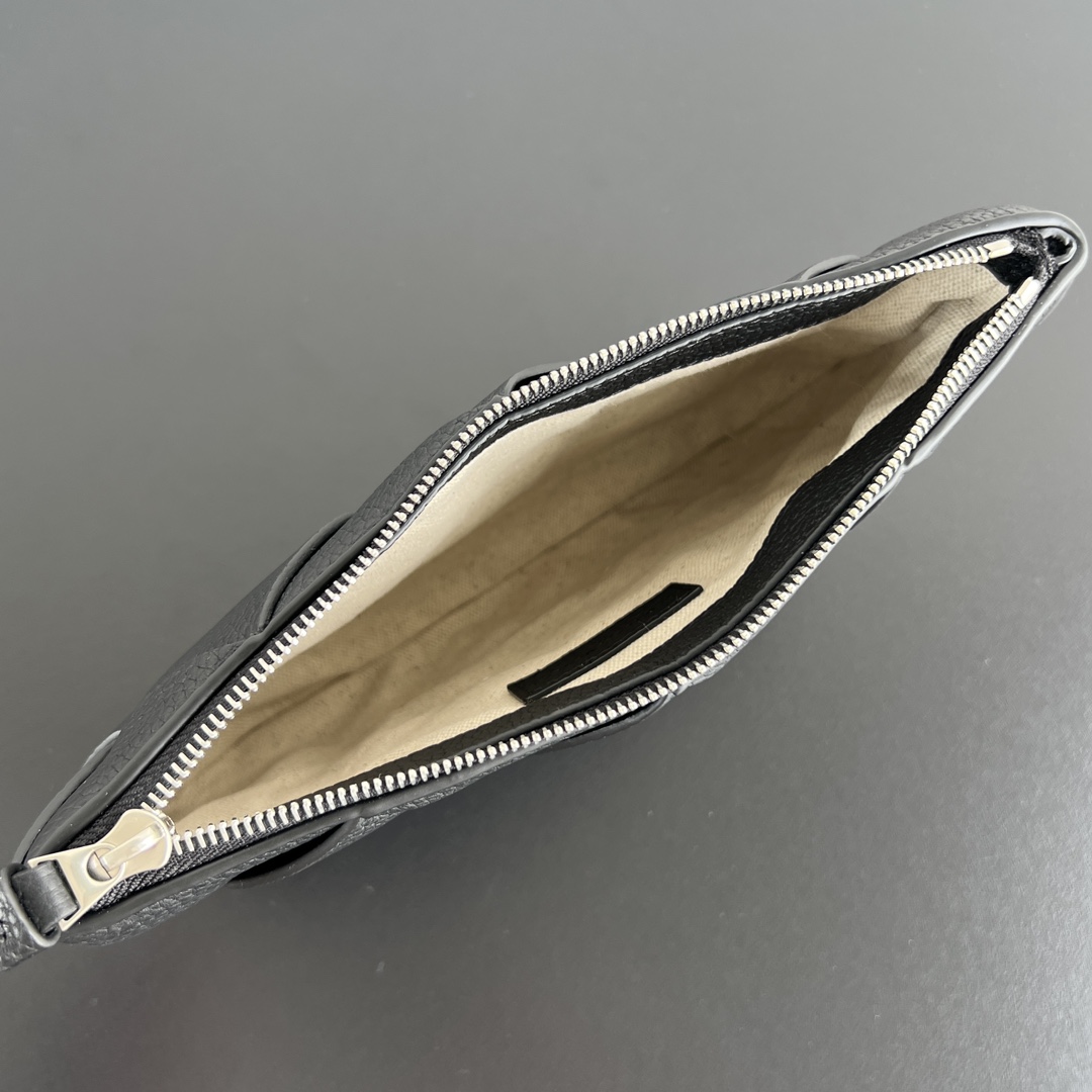 bo*te*ga Ve*ne*ta diago pouch-25x16.5x2cm