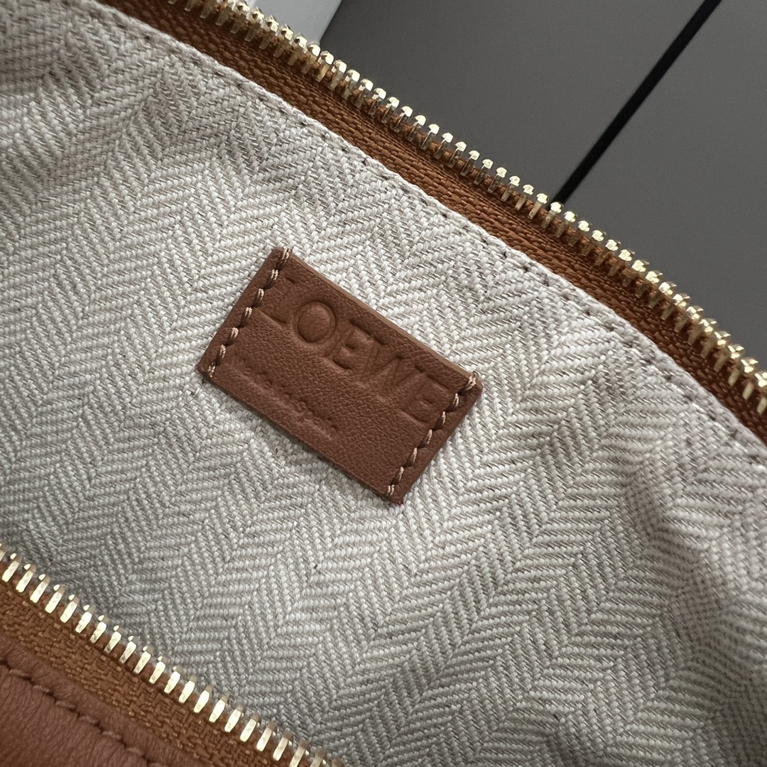 L0ew* hammock hobo bag-28*17*9.5cm