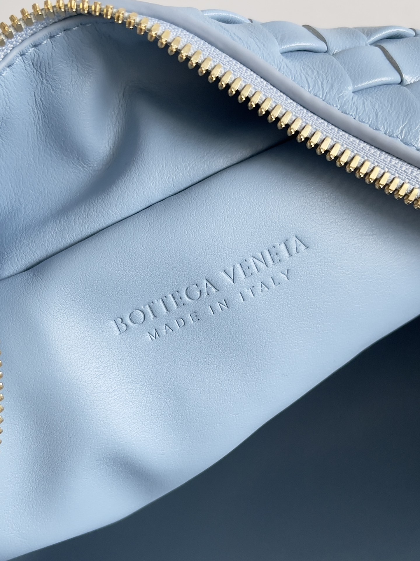 bo*te*ga Ve*ne*ta let