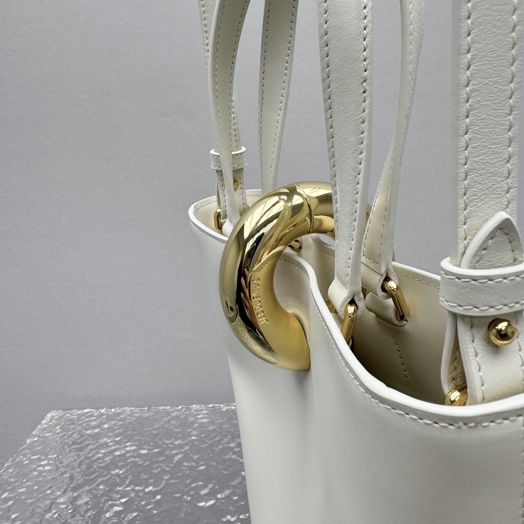 Jacquemus Le Petit Bambo Bag-10*10*20CM