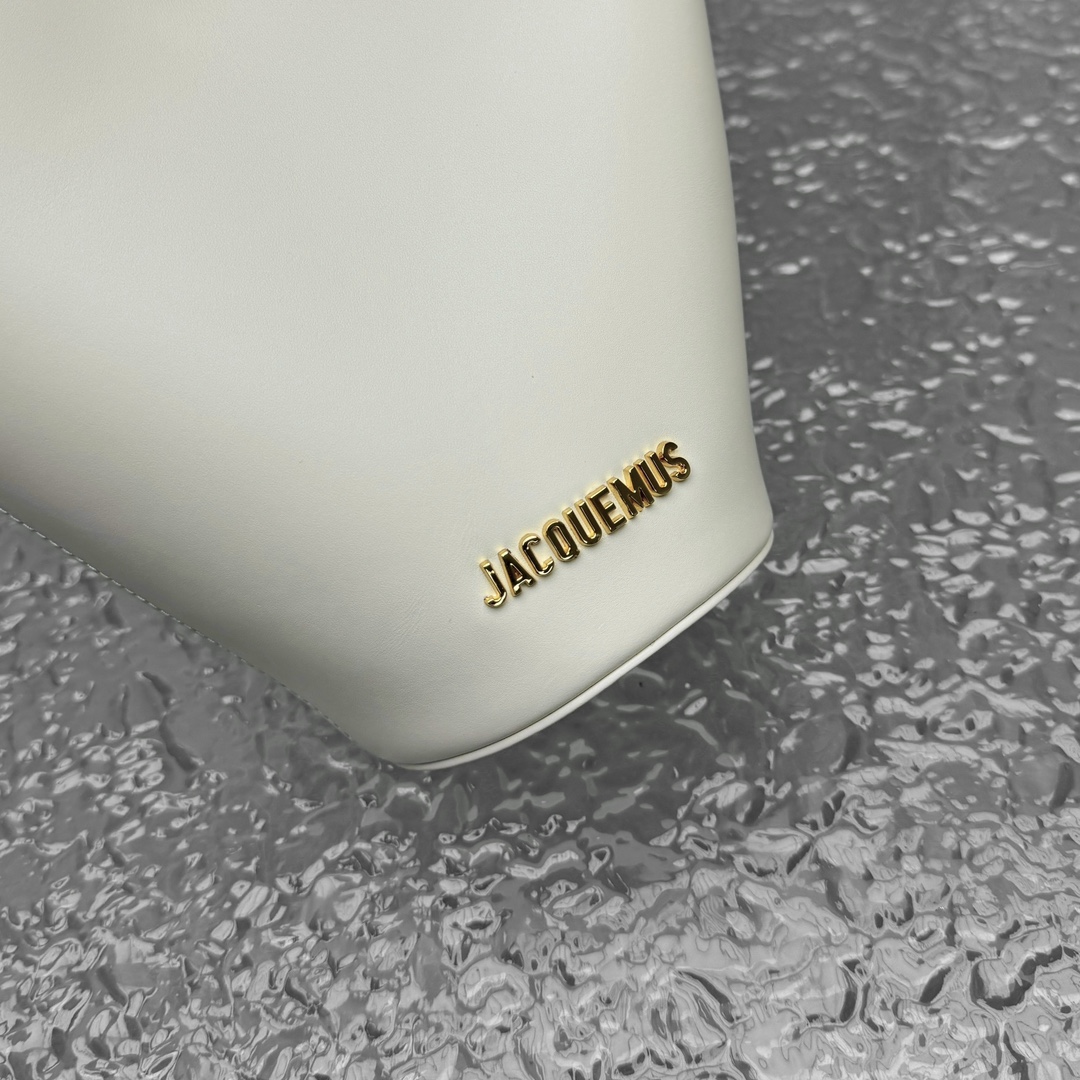 Jacquemus Le Petit Bambo Bag-10*10*20CM