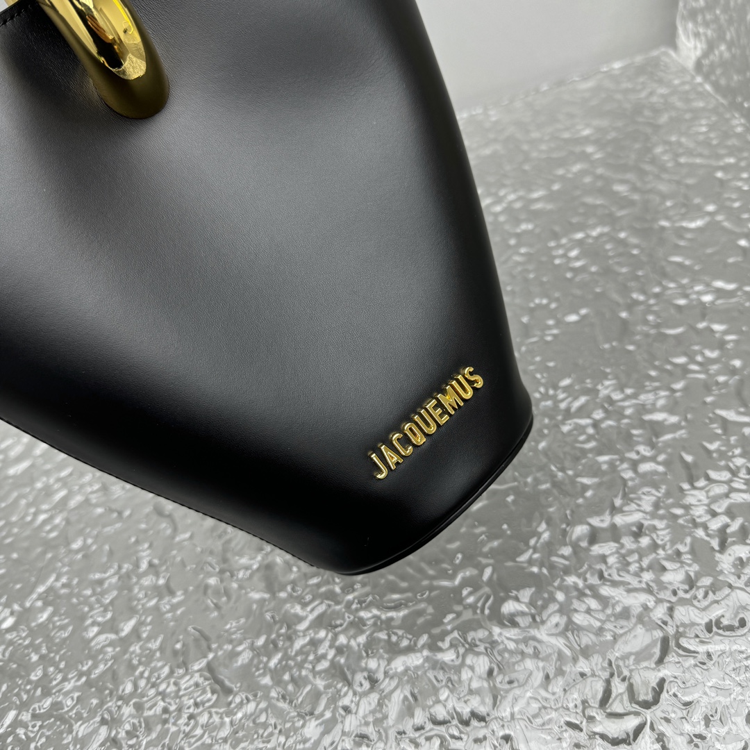 Jacquemus Le Petit Bambo Bag-10*10*20CM