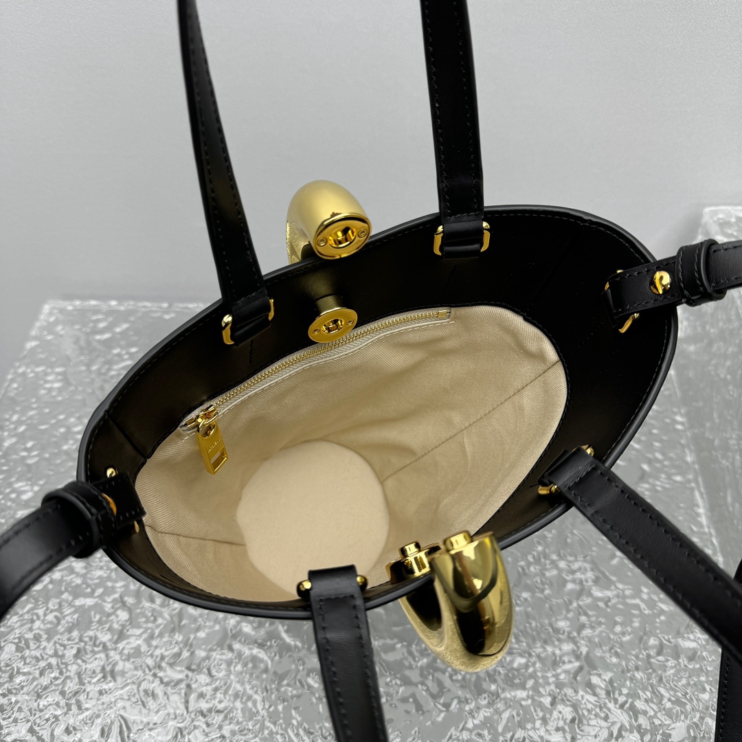 Jacquemus Le Petit Bambo Bag-10*10*20CM