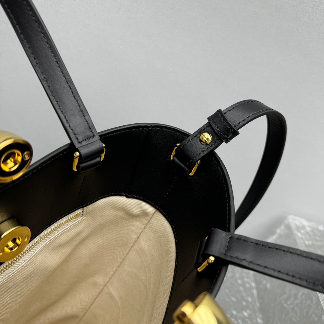 Jacquemus Le Petit Bambo Bag-10*10*20CM