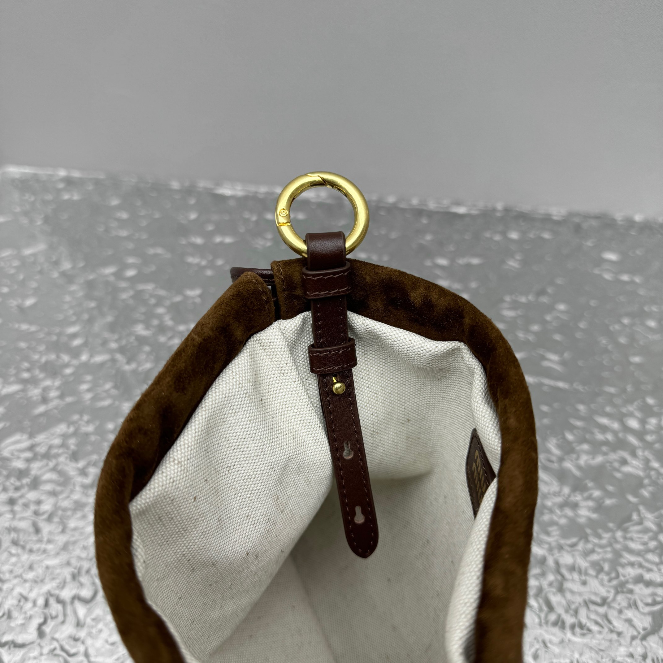 M*um*u joie pouch-18*20cm