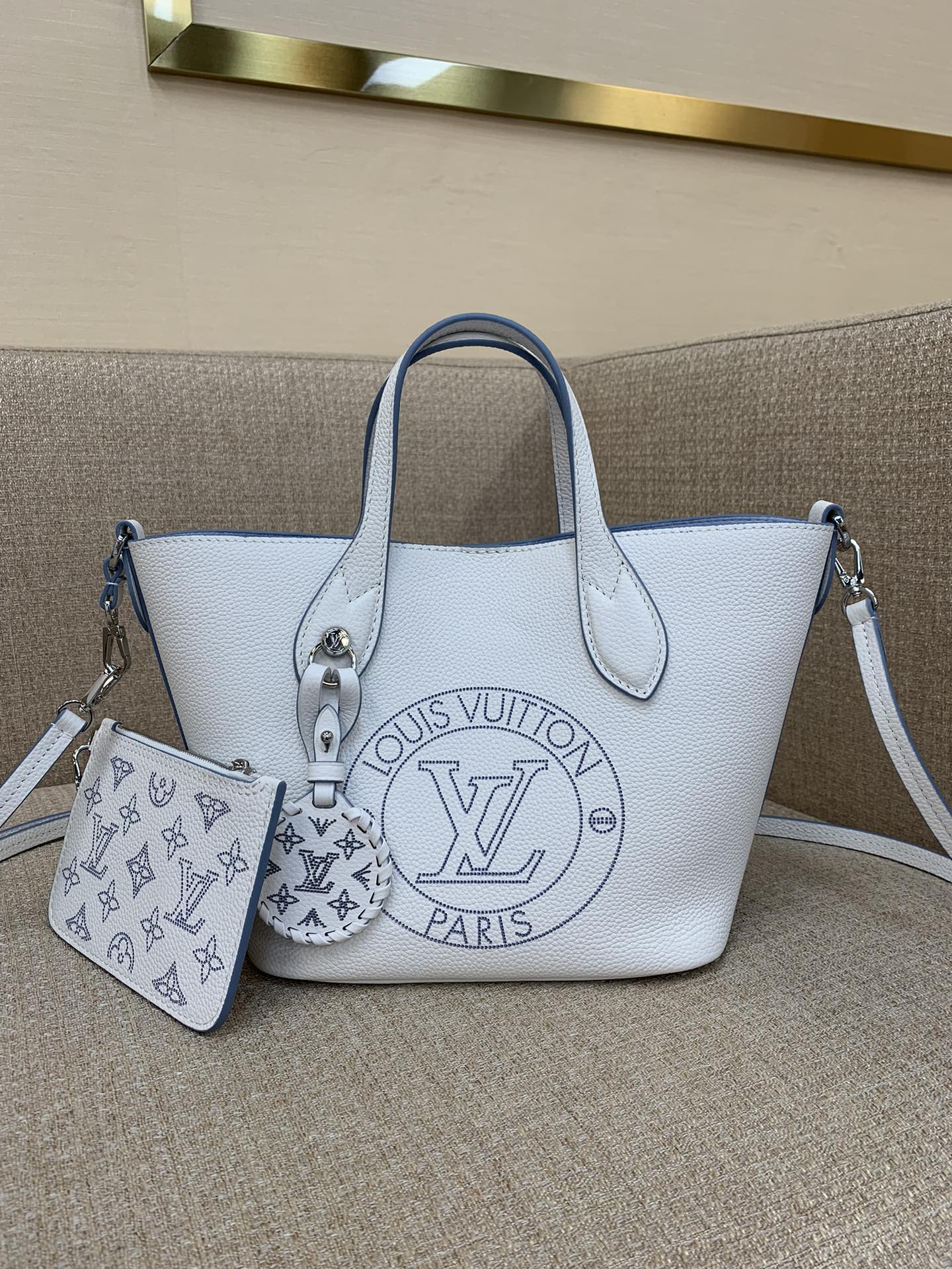 l0*is V*t0n blossom handbags-20*20*12.5cm