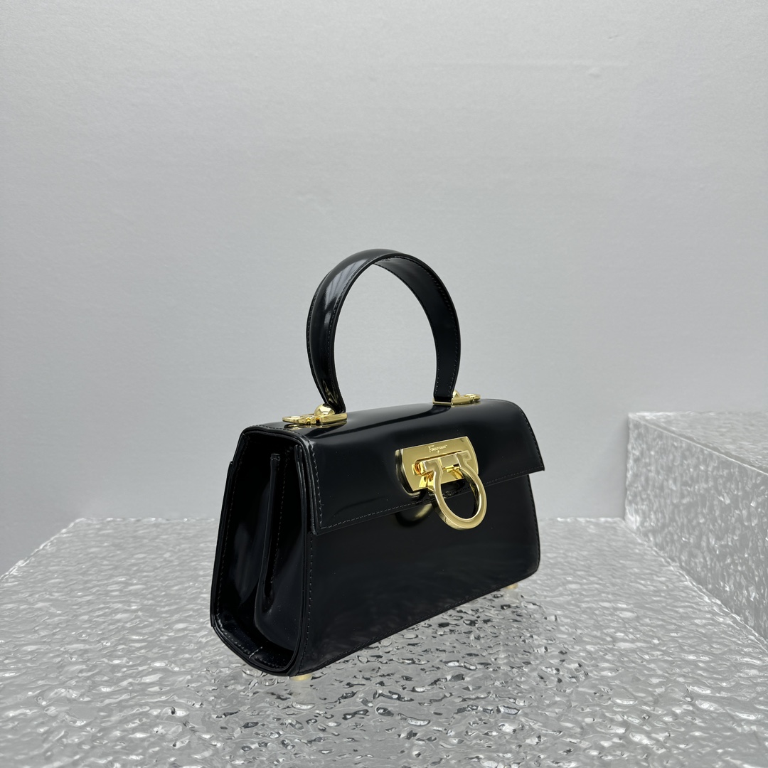 Ferragamo Top-handle Bag-21*13*8.5CM