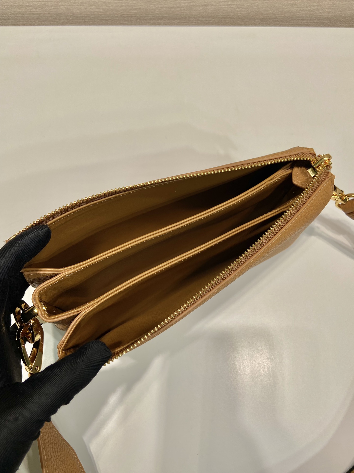 Pra*a leather shoulder bag-1bh194-25*14*6.5cm