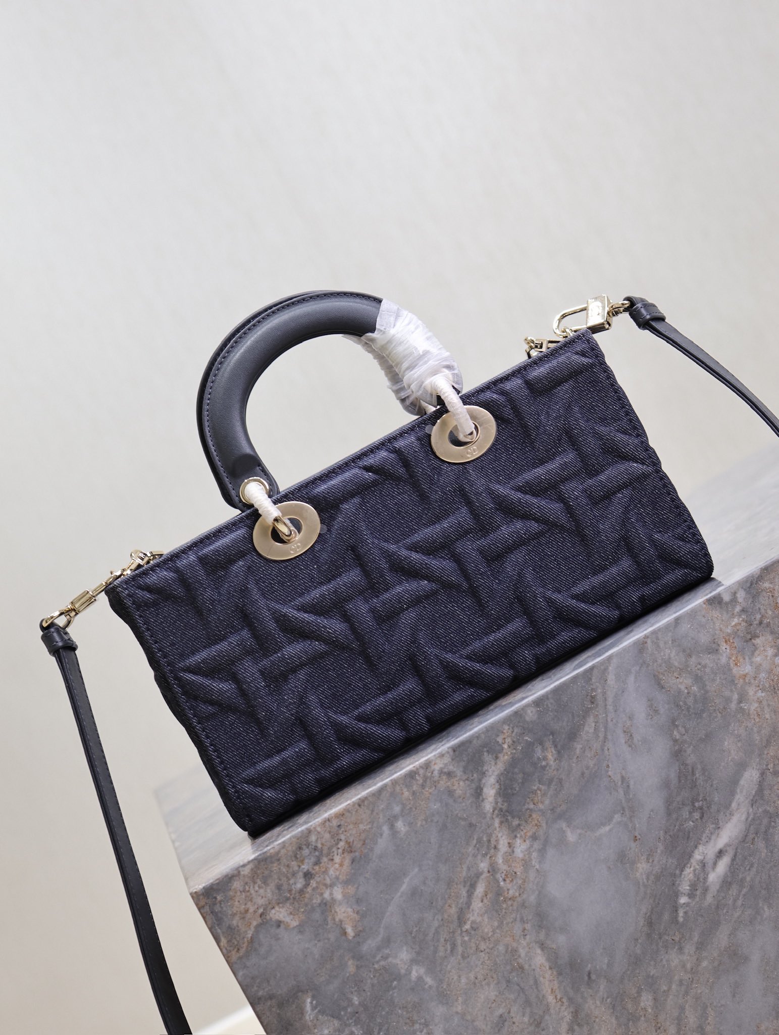 D*or d-joy bag-26x13.5x5cm