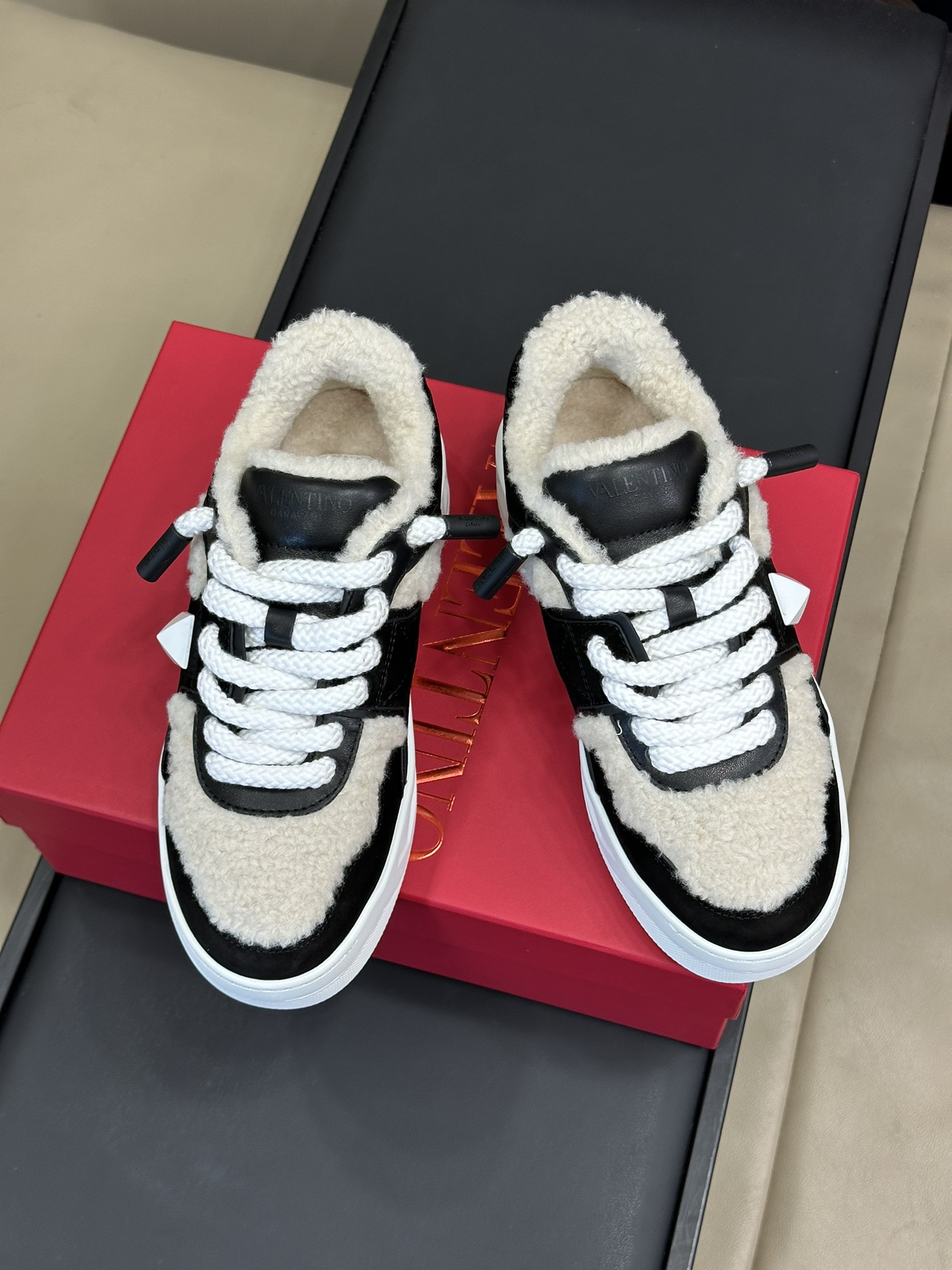 Valentino Sneakers