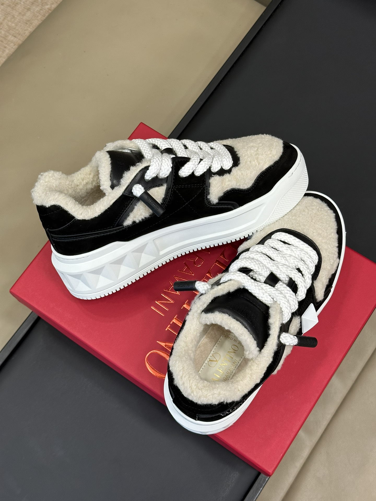 Valentino Sneakers