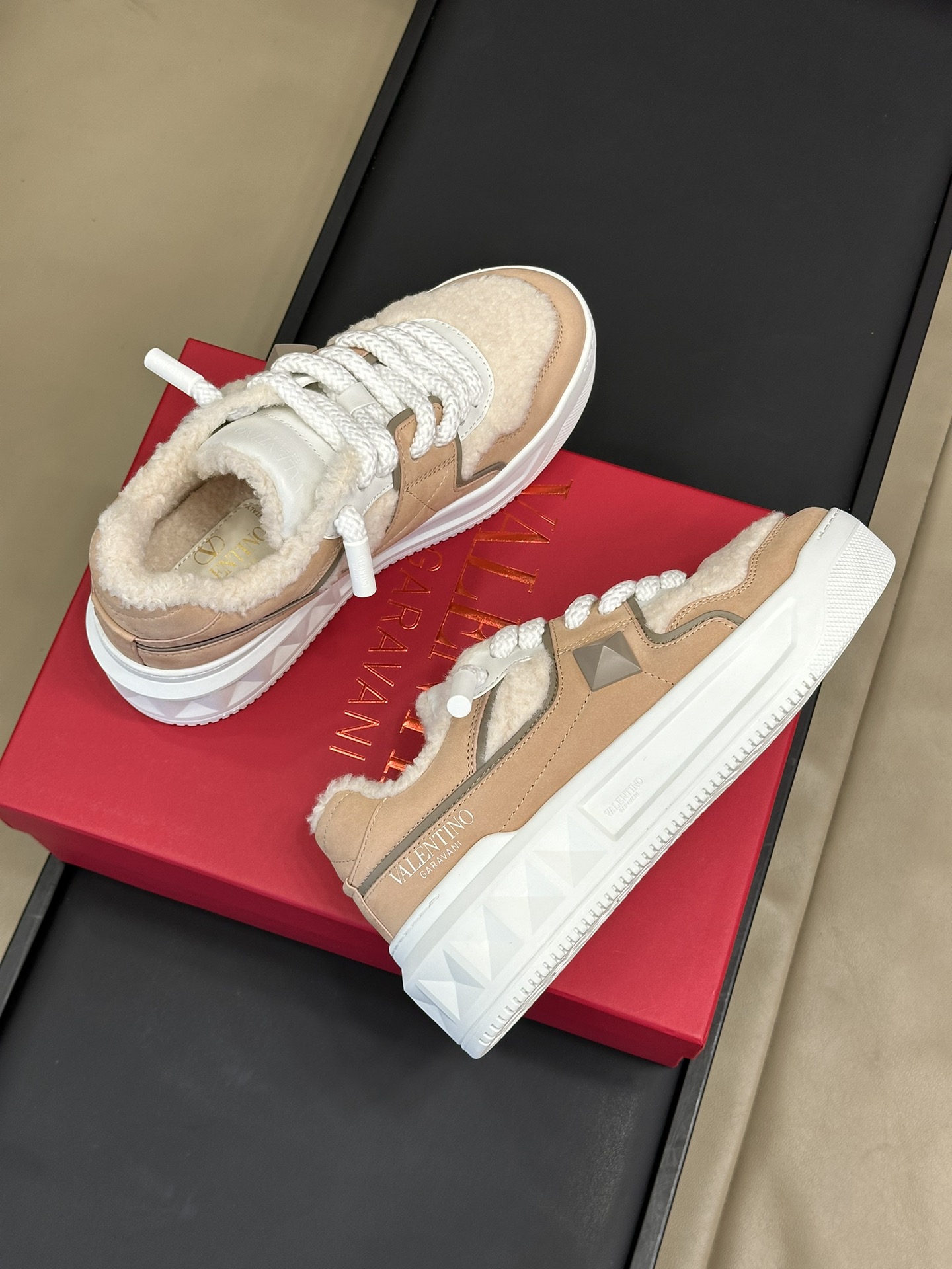 Valentino Sneakers