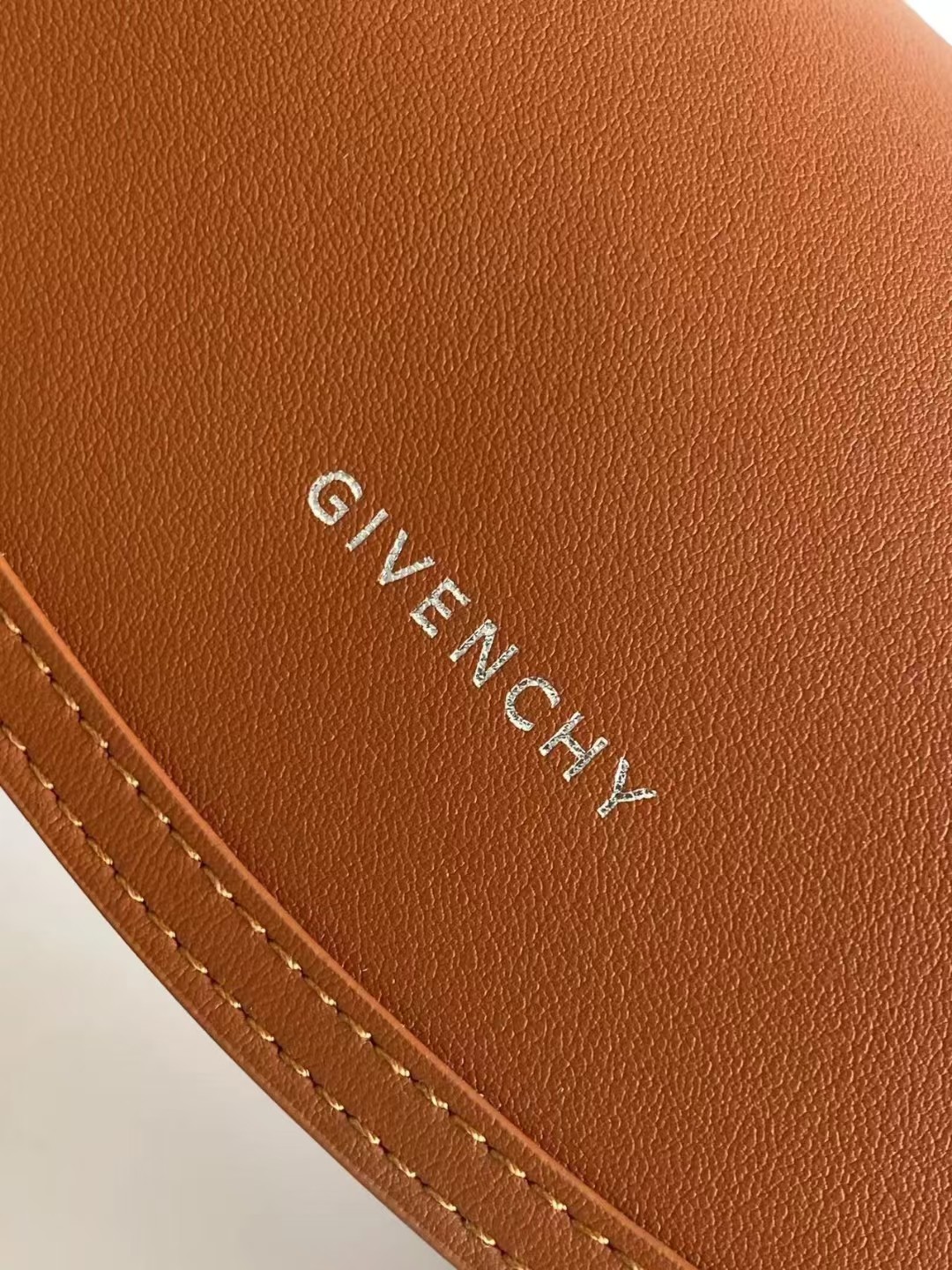 Givenchy Voyou Roller Bag-25*10*13CM