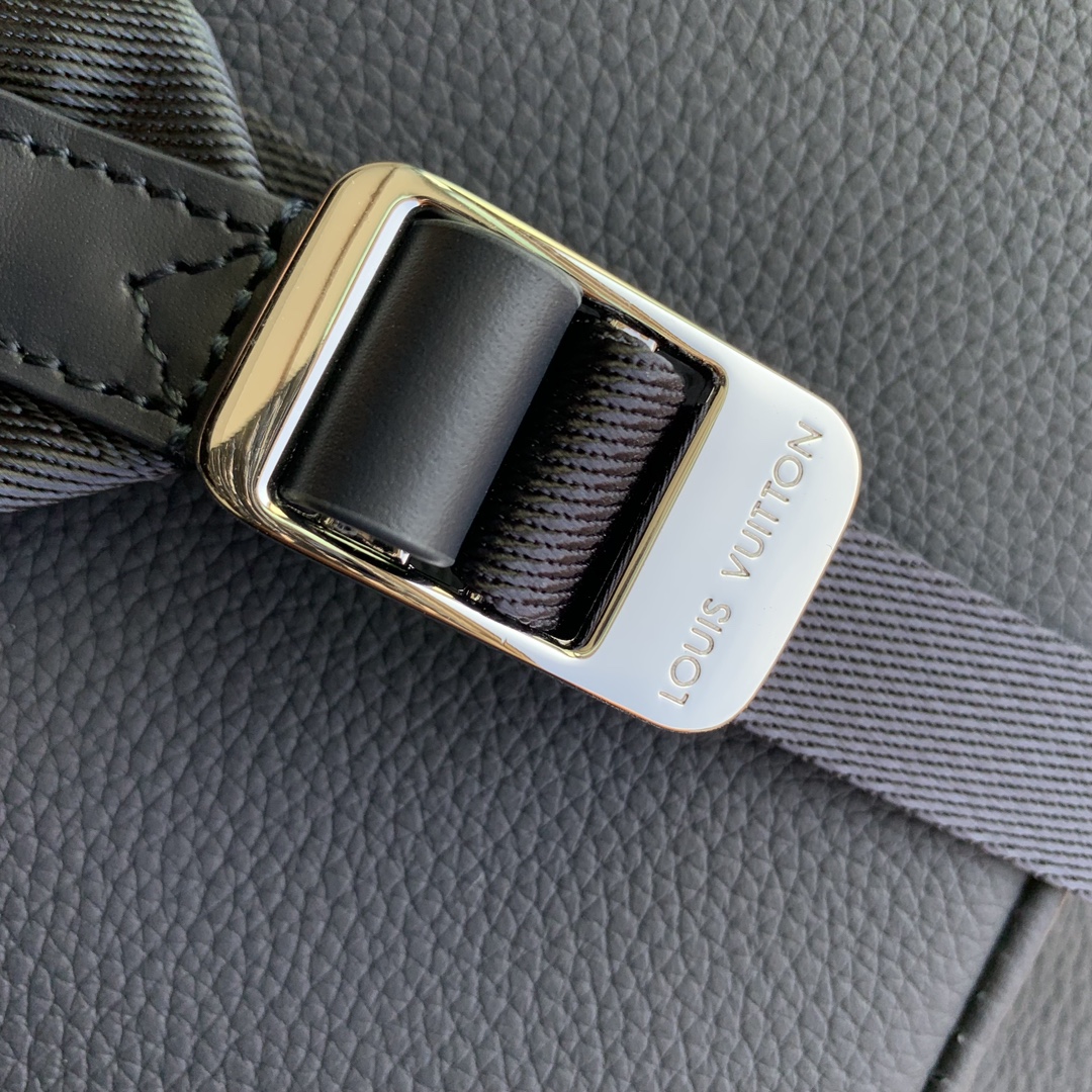 l0vis Vvtt0n aerogram backpack m22503-43*30*14cm