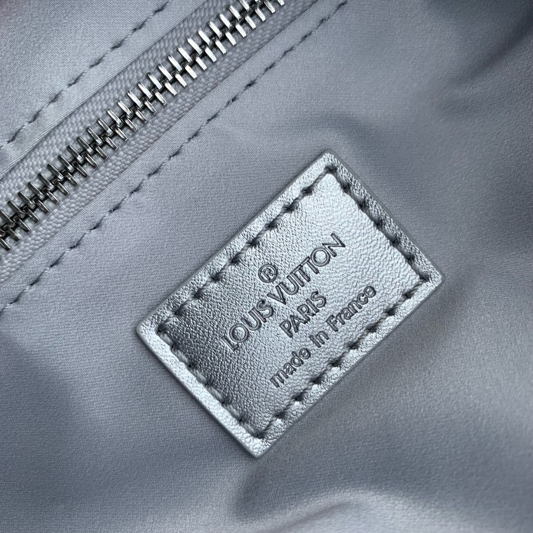 l0vis Vvtt0n speedy bandoulière 25-19 x 15 x 25cm