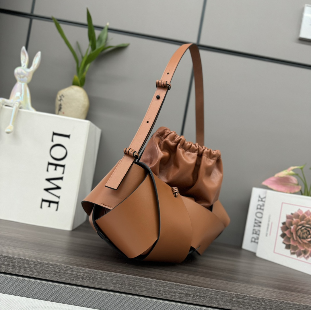 Lowee Debossed Textured Bag-38*18*17CM
