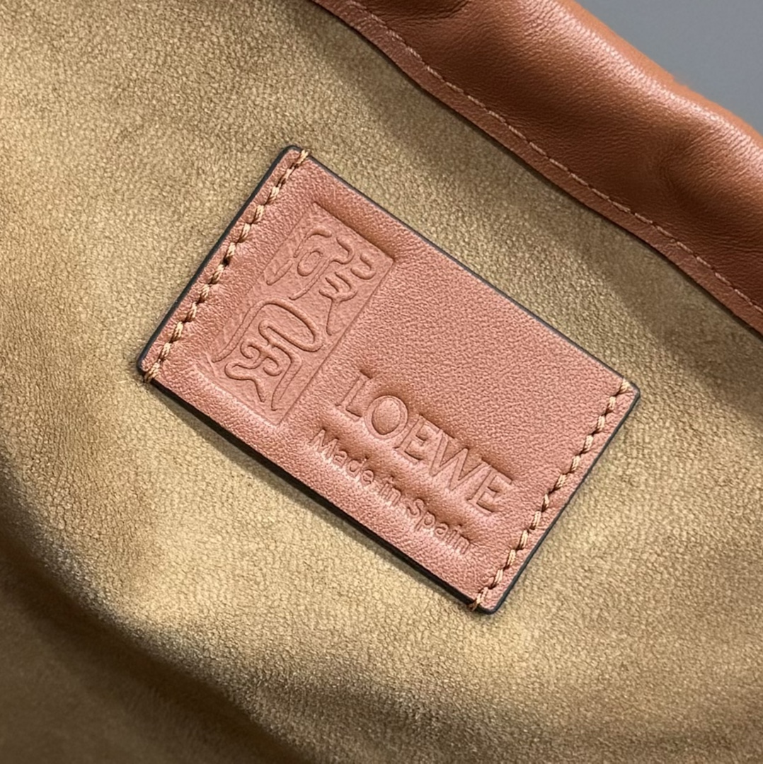 Lowee Debossed Textured Bag-38*18*17CM