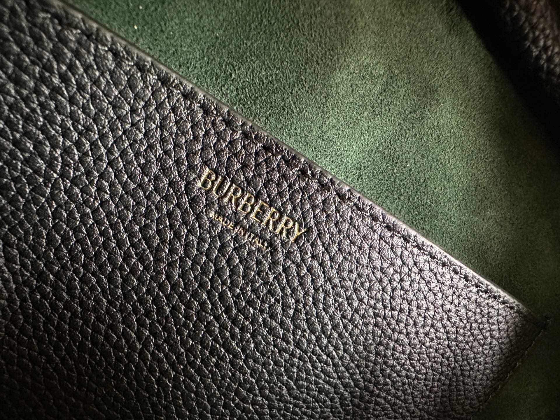 Bv*b*rry black small shield twin bowling bag-32*12.5*19.5cm