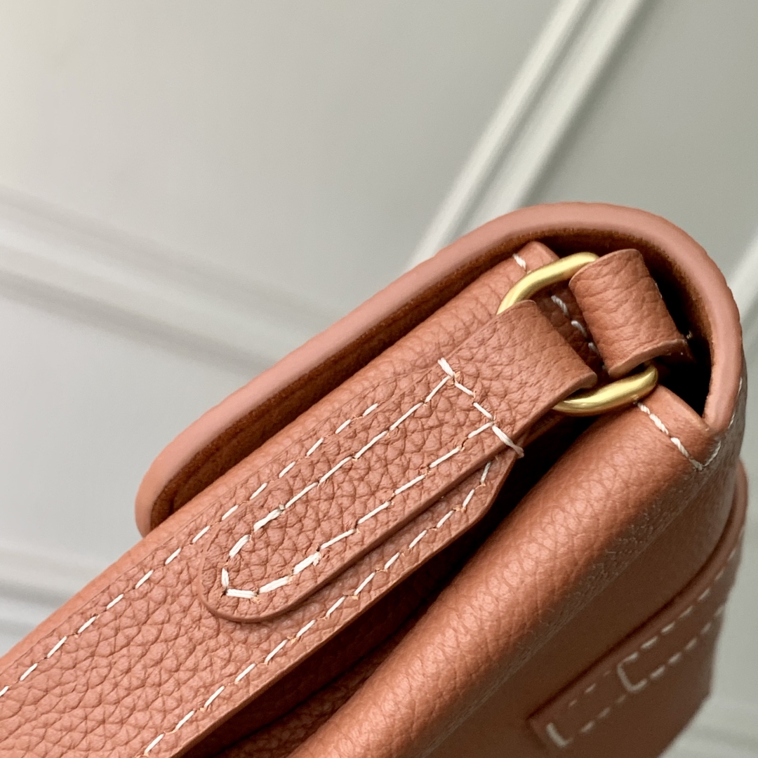 Wallet On Chain Low Key Low Key - Wallets and Small Leather-M12147-13 x 3.5 x 22CM