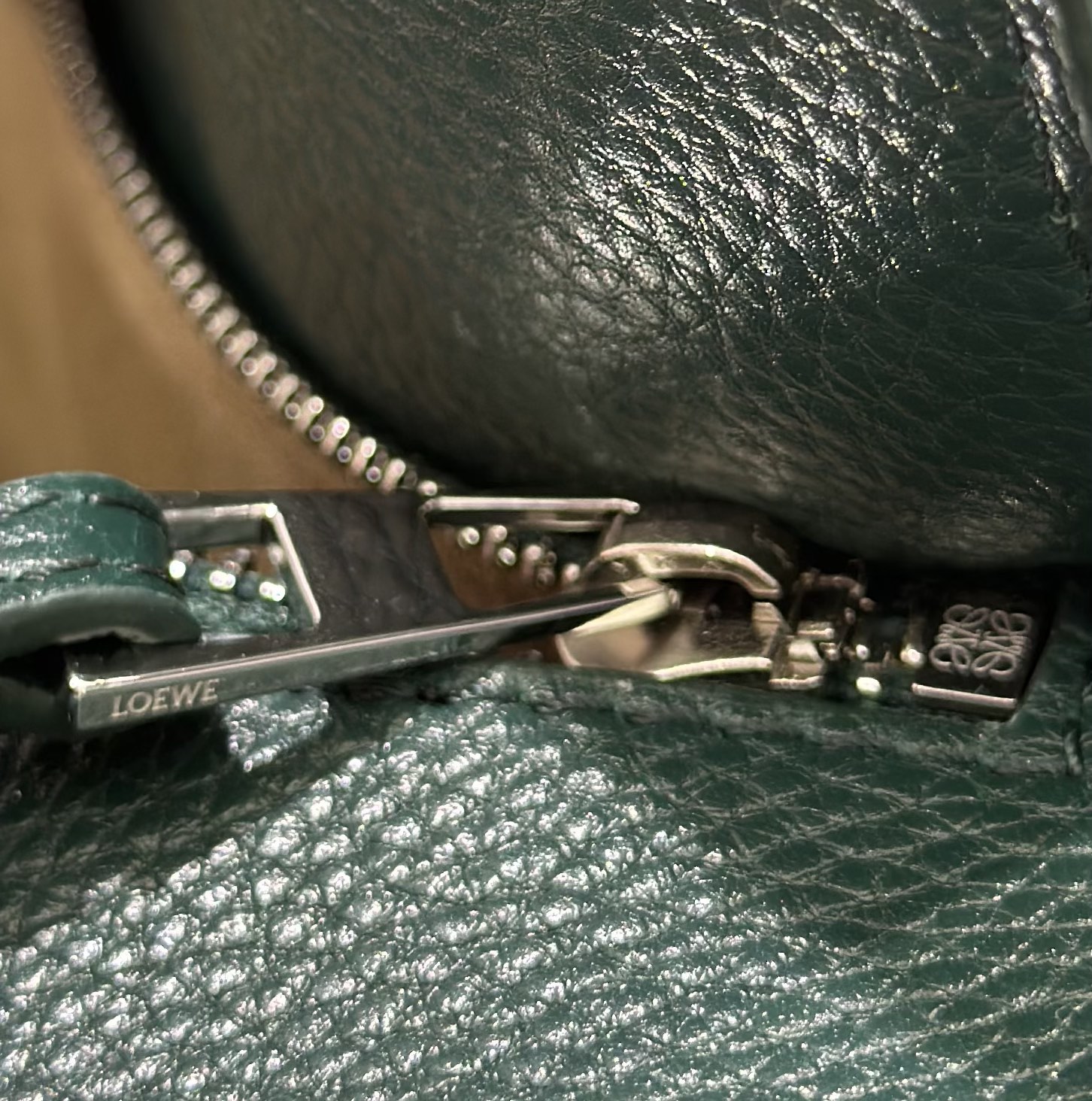 Lowee Puzzle Edge Bag-33*14*21.5CM