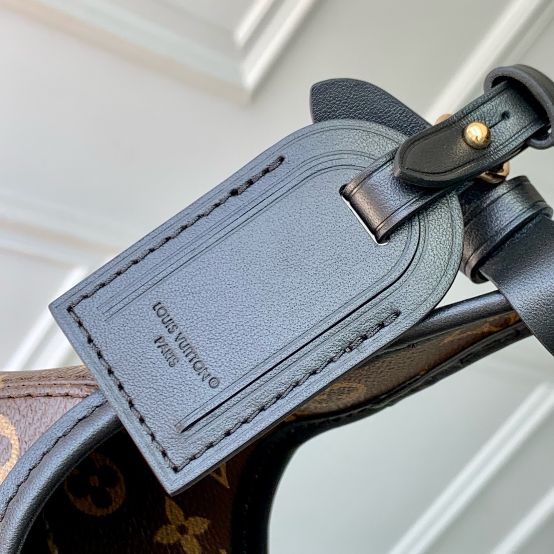 l0vis Vvtt0n the drop bga-m12940-15 x 12 x 28cm