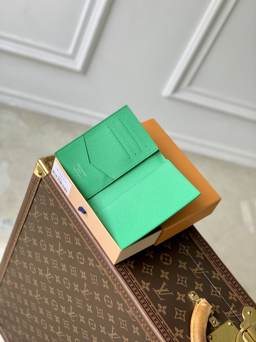 l0vis Vvtt0n wallet-14 x 2.5 x 10cm