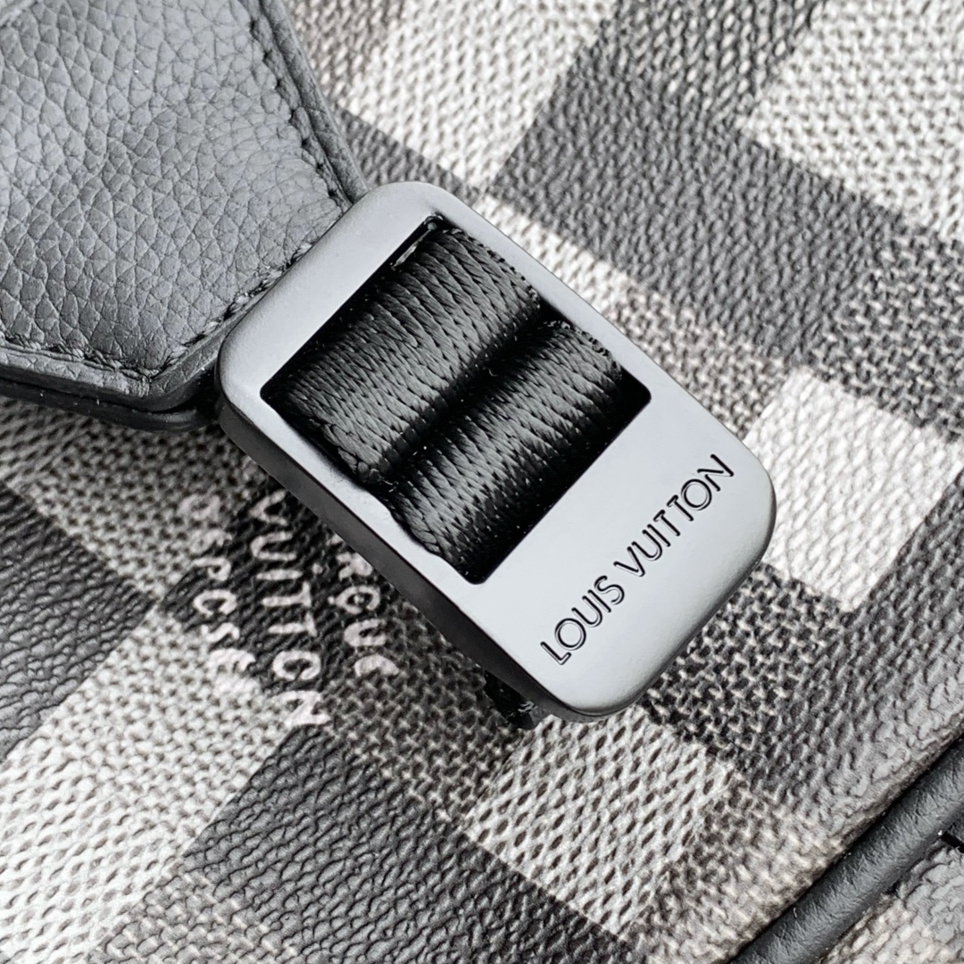 l0vis Vvtt0n christopher backpack m25016-38 x 44 x 12.5cm