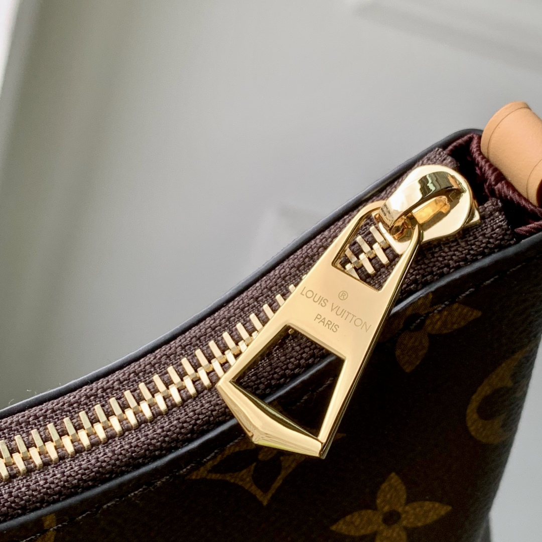 l0vis Vvtt0n nano boulogne odeon bag-21 x 7 x 11.5cm