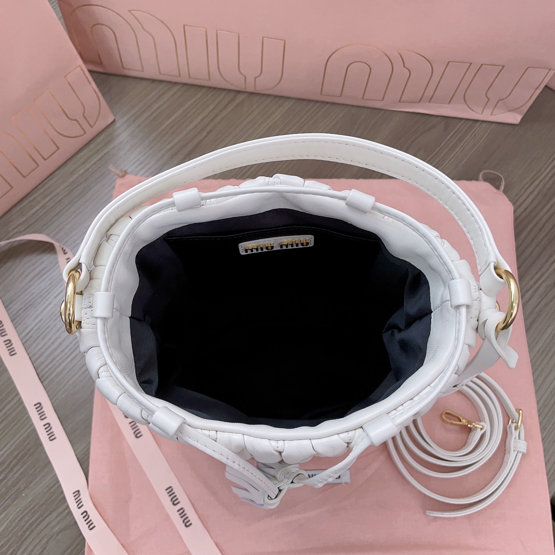 M1um1u matelasse bucket-20x18x14cmcm