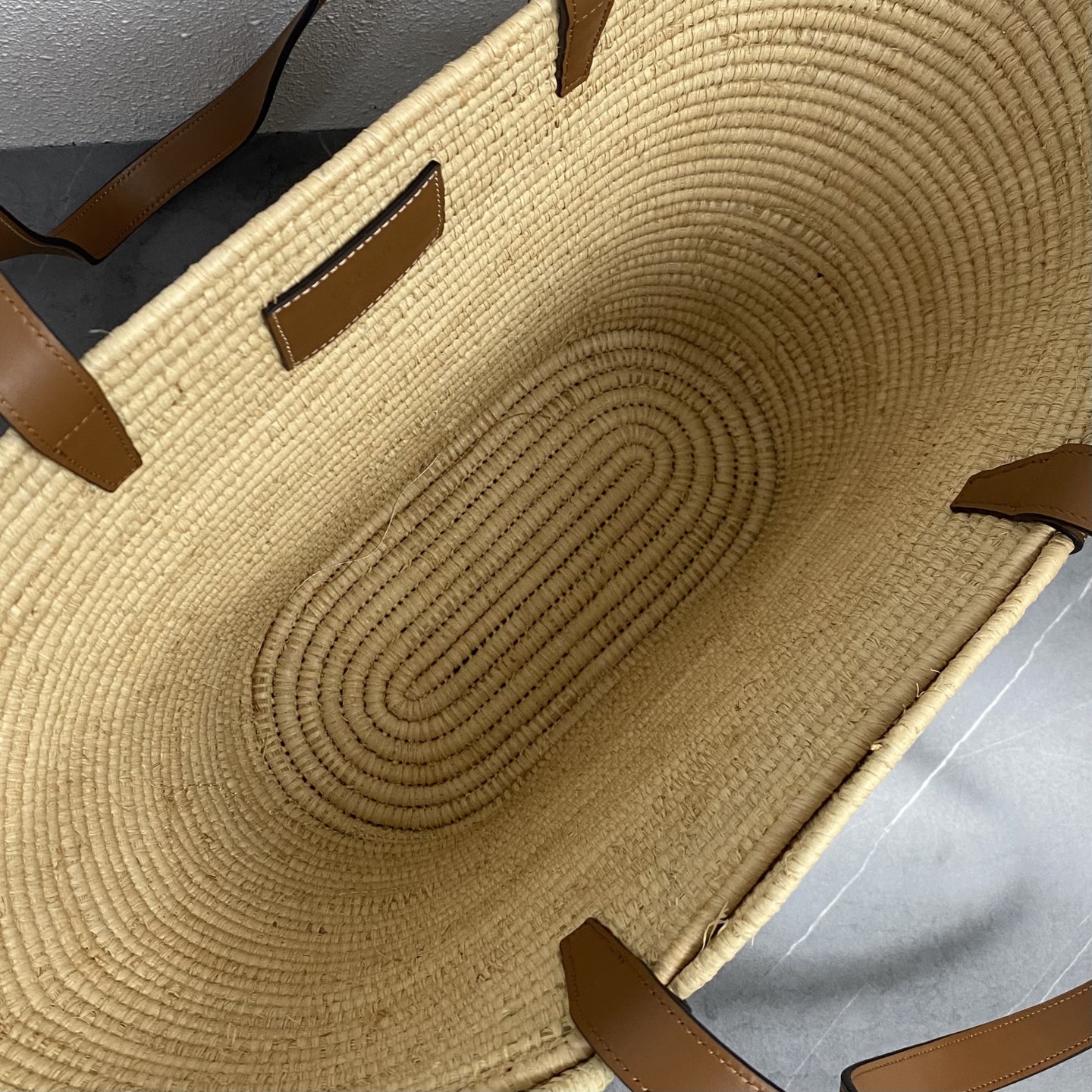 Celin* Classic Panier Small Braided Triomphe in Raffia and Calfskin-42*21.5*12CM