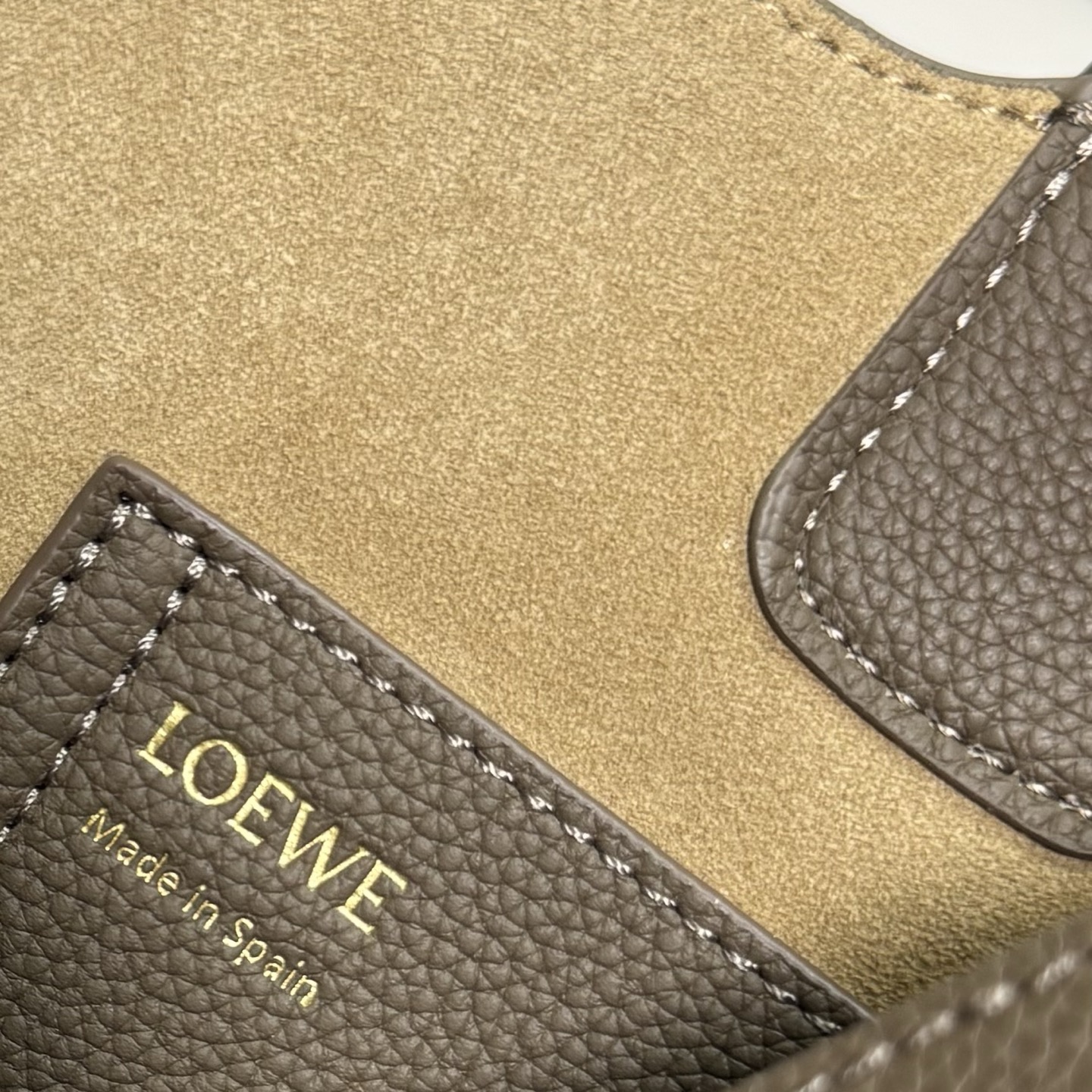 Lowee Mini Pebble Bucket Bag-16*16*19.5CM