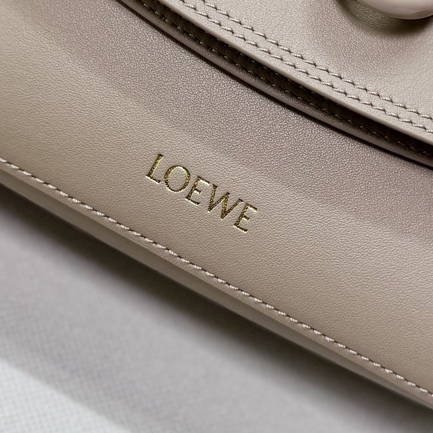 Lowee Ola Chain-Link Shoulder Bag-26*18*13CM