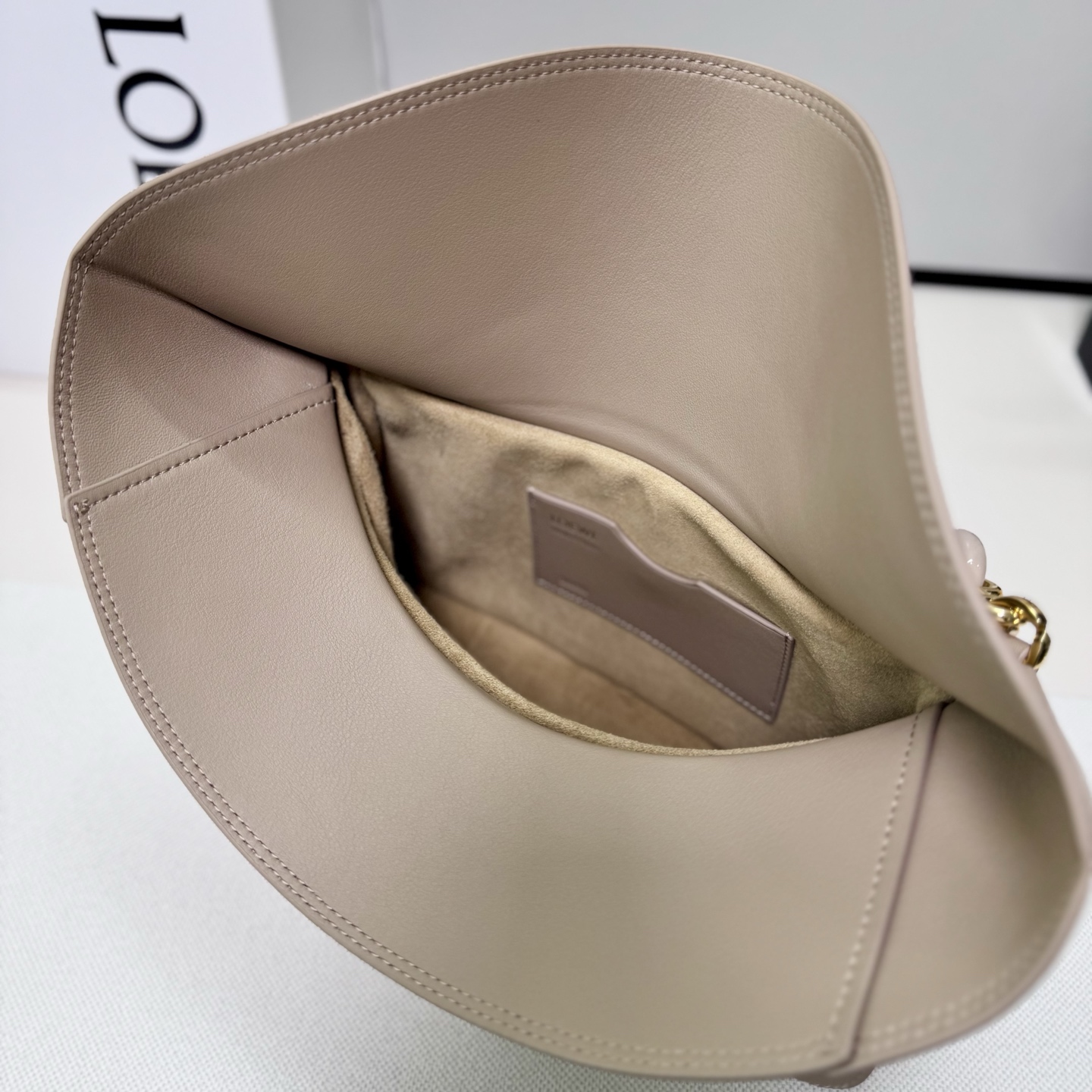 Lowee Ola Chain-Link Shoulder Bag-26*18*13CM