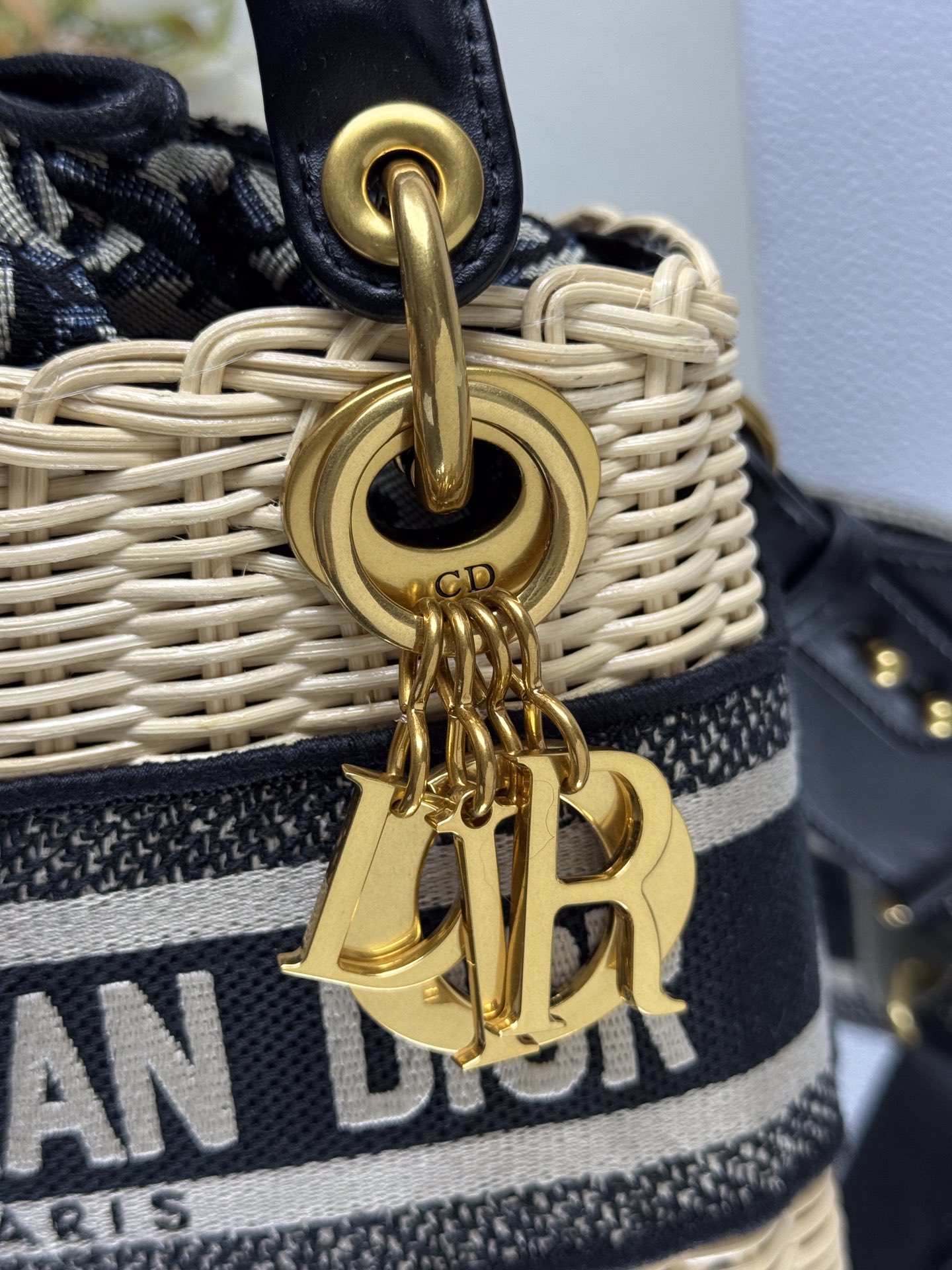 Lady Diro Mini-17*15*7CM