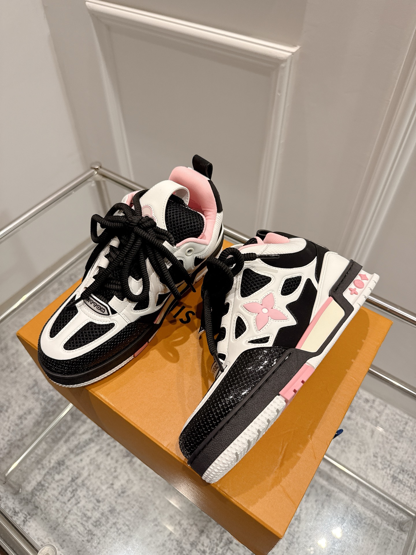 l0vis Vvtt0n skate sneaker(eu35-45)