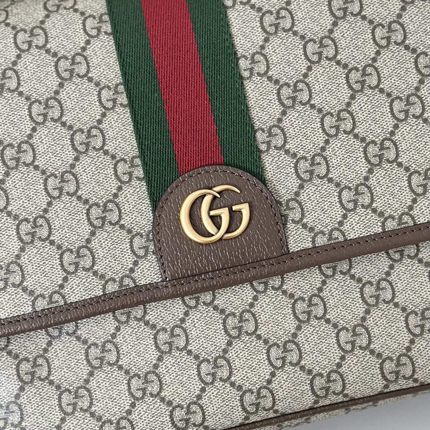 Gv*c*i Ophidia Medium Messenger Bag In Beige And Dark Brown -29.5*20*8CM