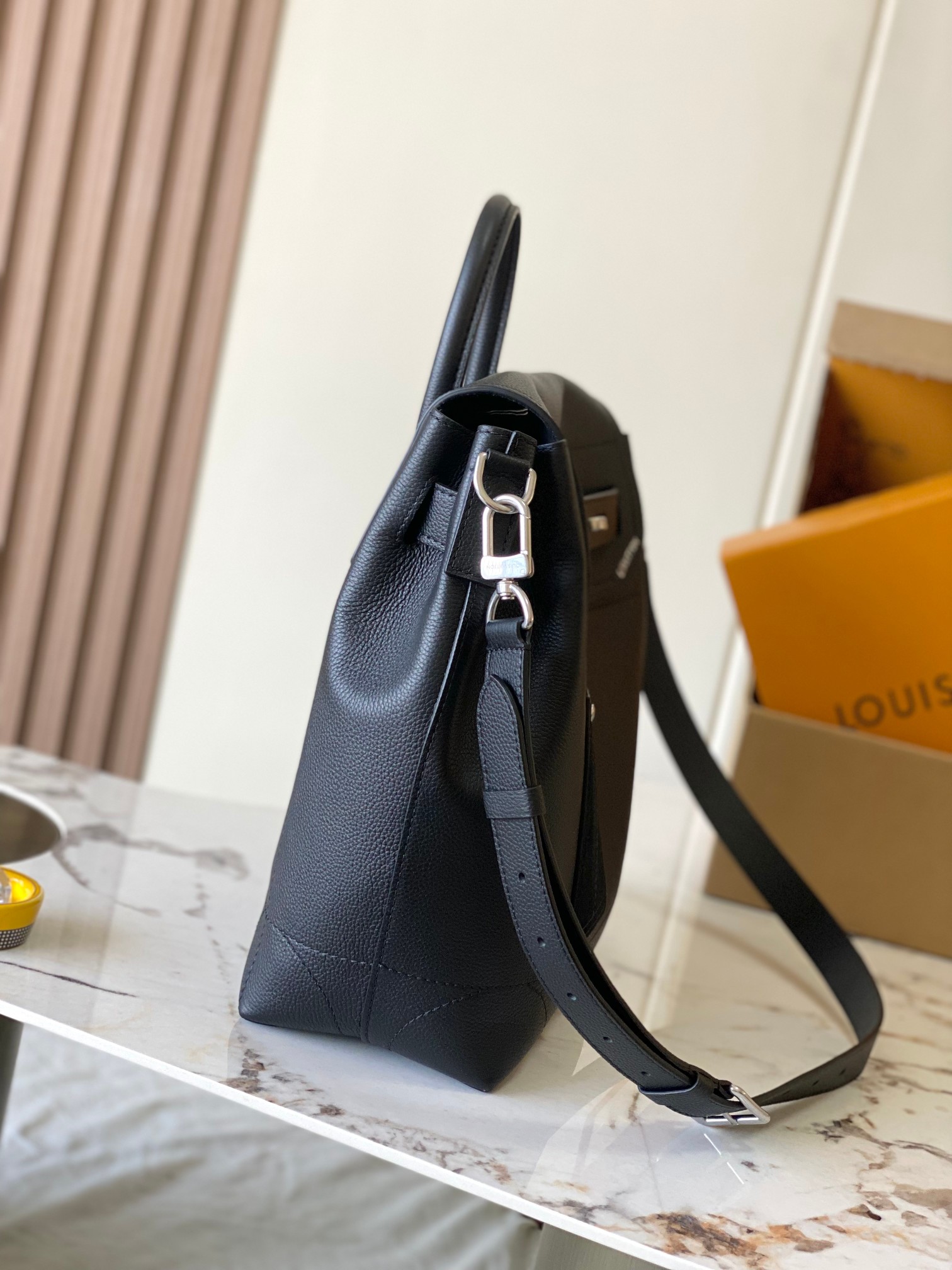 L0vis Vvtt0n Steamer 30 G69-M25989-33x32x14CM
